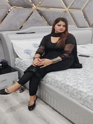 Call Girl in Sitarganj